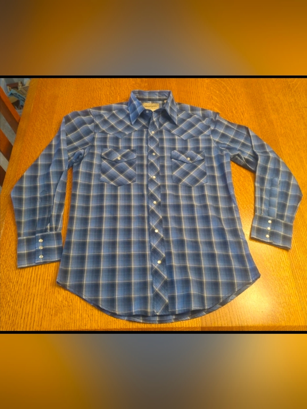 Men's Wrangler Western Shirt- Blue Plaid with Pearl Snaps- Size Medium